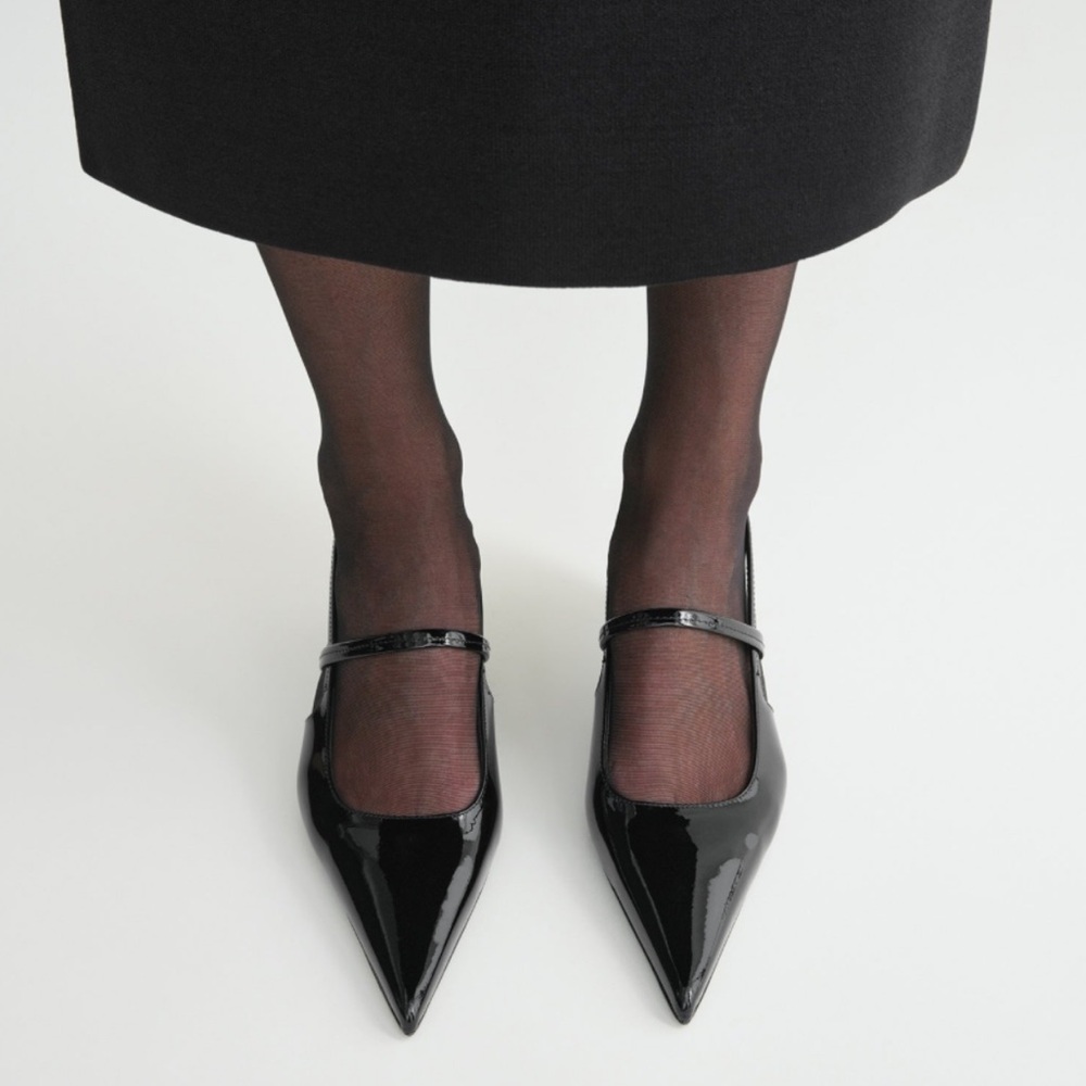 Toteme Sharp Slingback Pumps, 39, Black - Picture 13 of 17